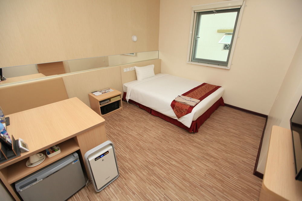 Super Hotel Rangoon Eksteriør billede