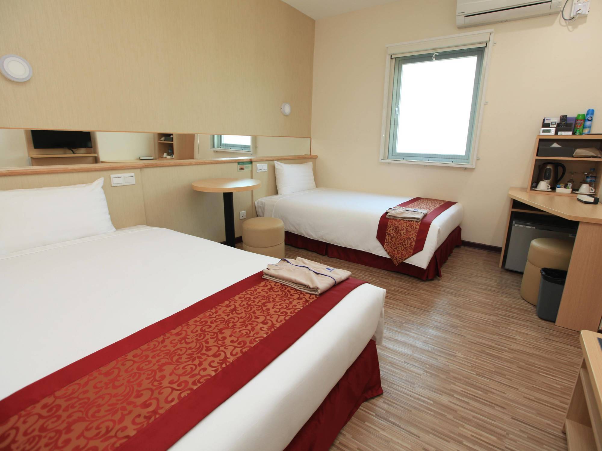 Super Hotel Rangoon Eksteriør billede